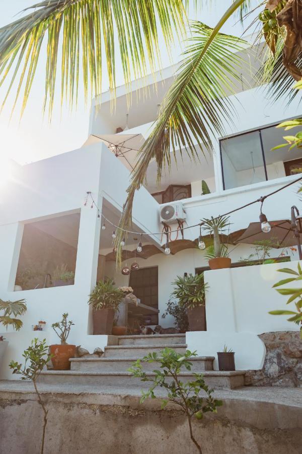 サユリタ Casa Fenixアパートホテル エクステリア 写真